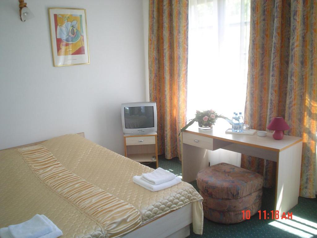 Hotel Zamek Karnity Miłomłyn Quarto foto