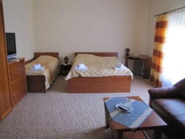 Hotel Zamek Karnity Miłomłyn Quarto foto