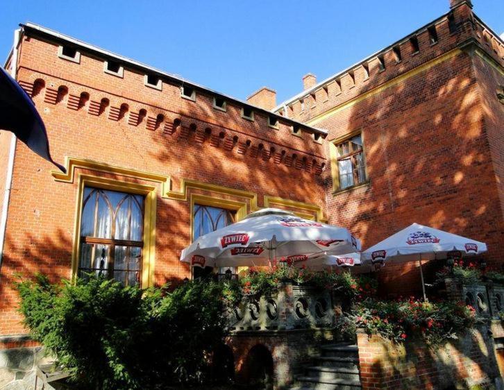 Hotel Zamek Karnity Miłomłyn Exterior foto